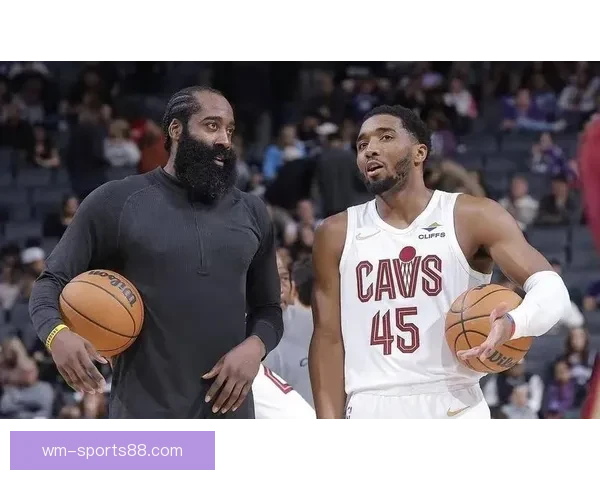 莫布利赞哈登为顶级传球手 总能精准穿透防守缝隙送球